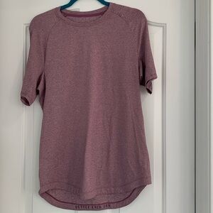 Men’s lululemon short sleeve workout shirt in salmon/purple color, size medium